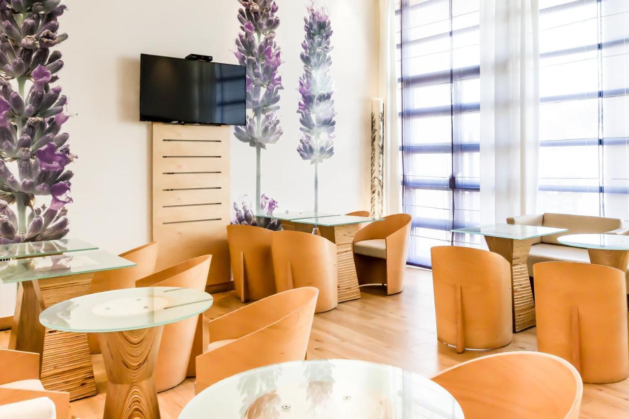 Hotel Ibis ايفورا المظهر الخارجي الصورة